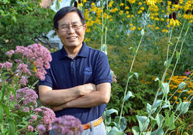 kunso kim in garden